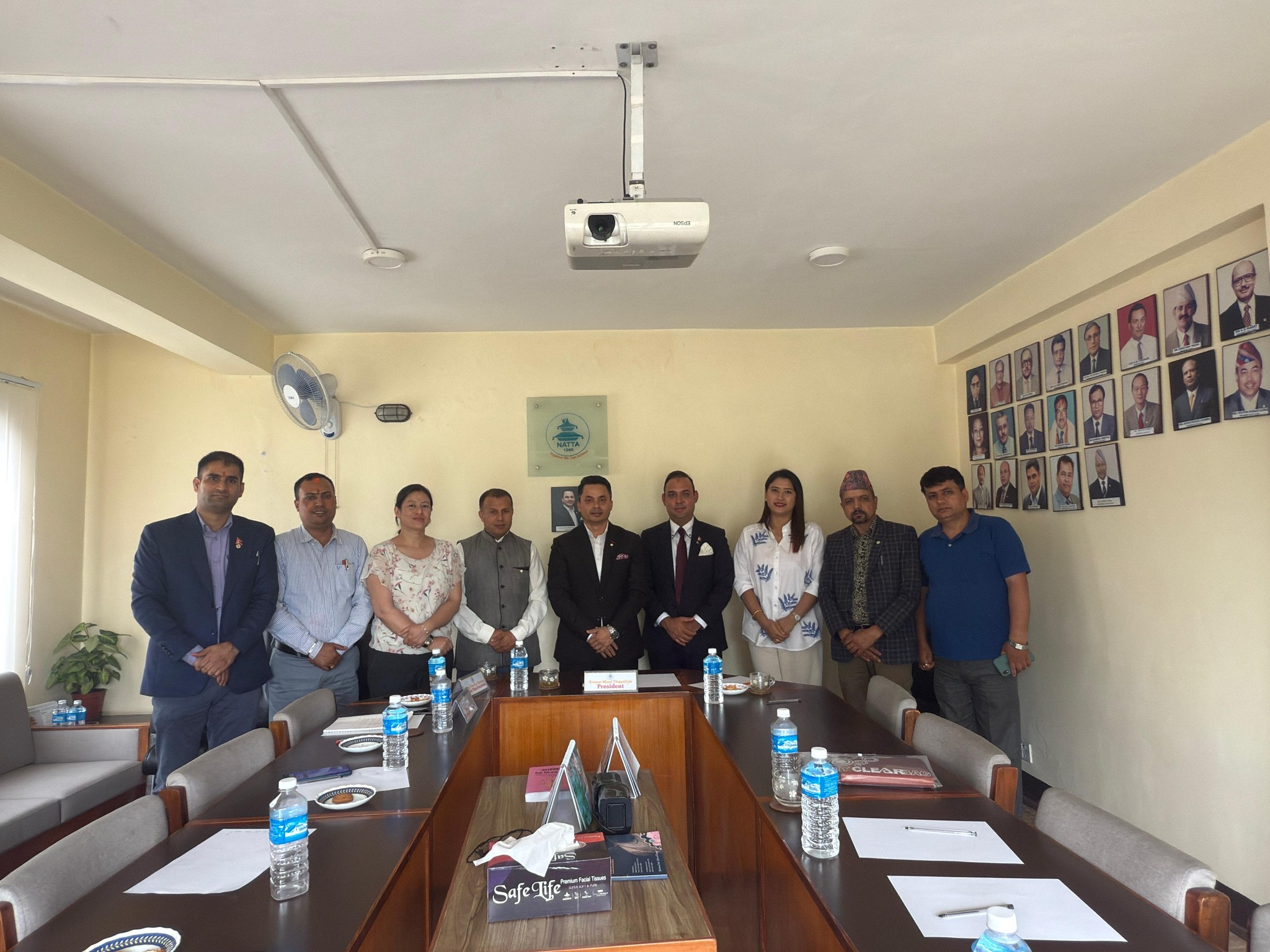 Meeting with Qatar Airways Representatives to Strengthen Collaboration and Address Industry Concerns